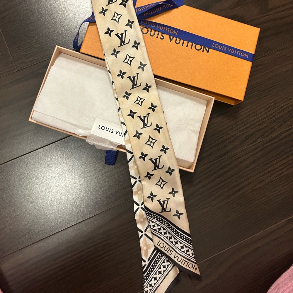 Louis Vuitton Monogram Flower Tile BB Bandeau